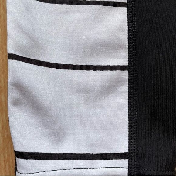 Athleta Black/White Striped Leggings - Size: XS - Picture 4 of 11